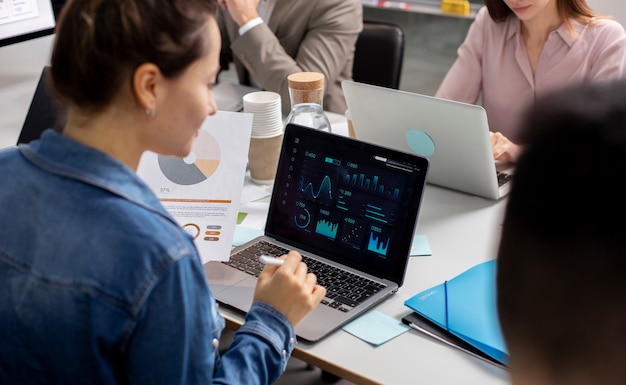 do data engineers need coding